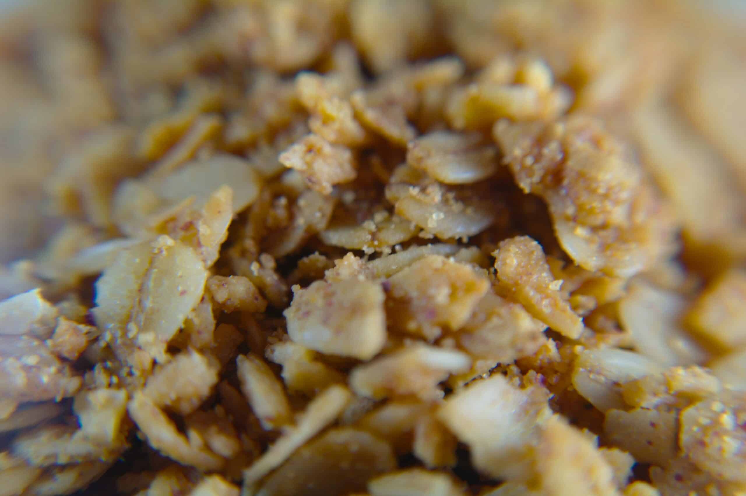 Granola de coco y cereza con cannabis