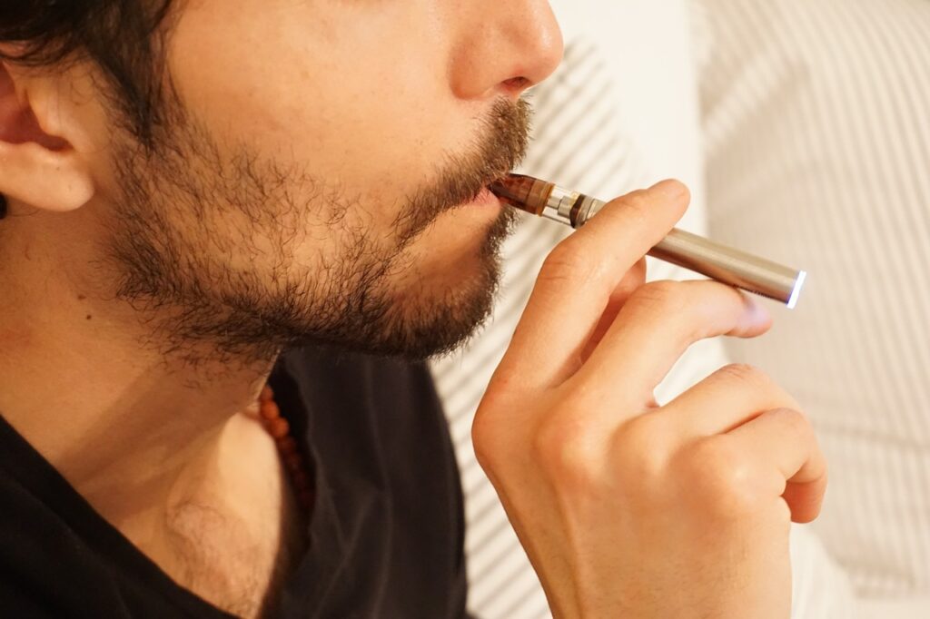 Fumadores pasivos de vapor de cannabis